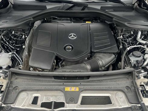 Used 2023 Mercedes-Benz GLC 300 4MATIC image 26