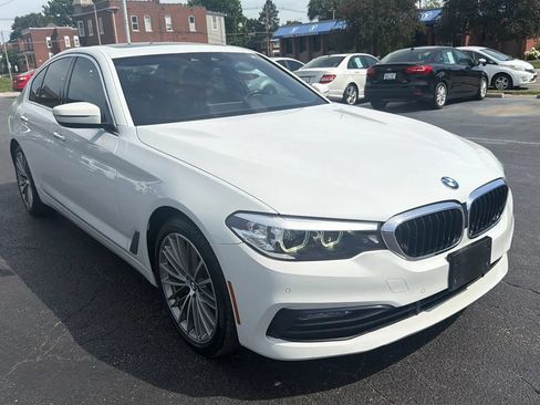 Used 2018 BMW 530i xDrive w/ Premium Package AWD/4WD image 3