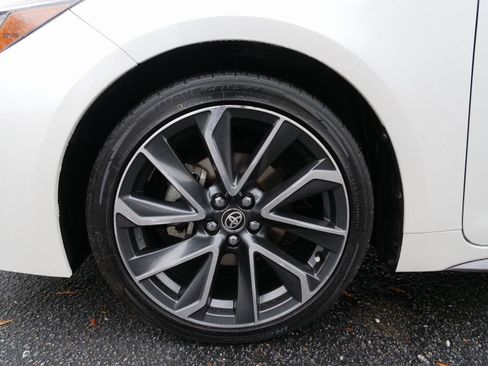 Used 2021 Toyota Corolla SE image 13