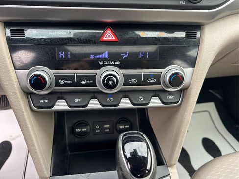 Used 2019 Hyundai Elantra Value Edition image 35