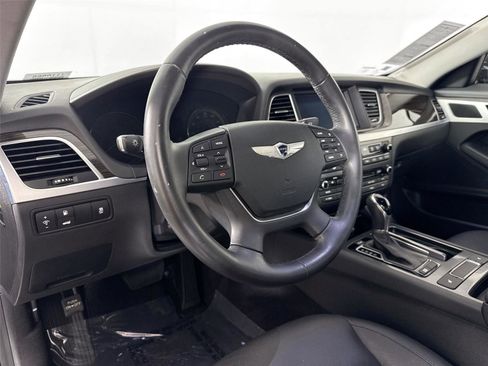 Used 2016 Hyundai Genesis 3.8 image 13