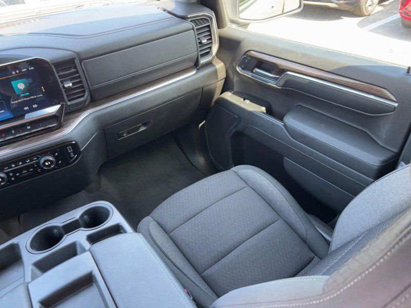 Used 2024 Chevrolet Silverado 1500 RST AWD/4WD image 14
