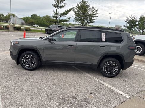 New 2026 Jeep Cherokee Limited AWD/4WD image 19