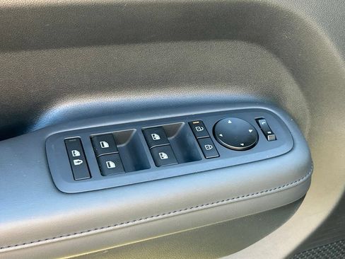Used 2026 Hyundai Santa Fe SEL FWD image 19