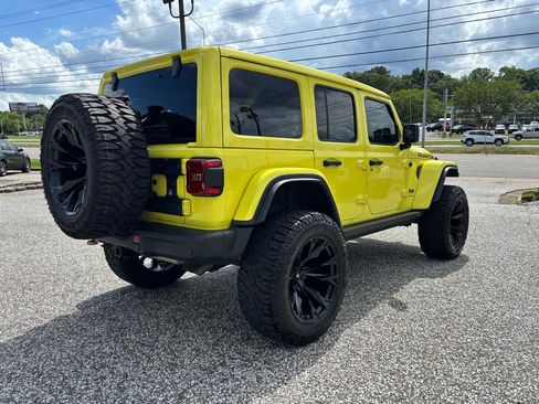 Used 2023 Jeep Wrangler Unlimited Rubicon 392 w/ Xtreme Recon 35" Tire Package AWD/4WD image 8