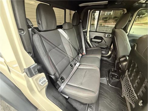 Used 2020 Jeep Gladiator Rubicon w/ Trailer Tow Package image 20