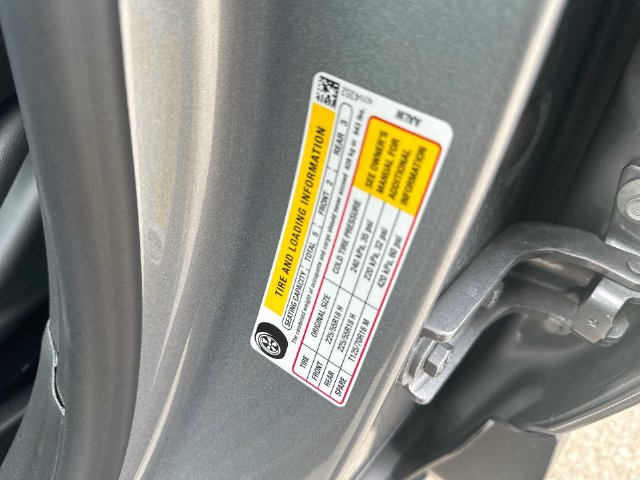 Used 2024 Chevrolet Trax RS FWD image 58