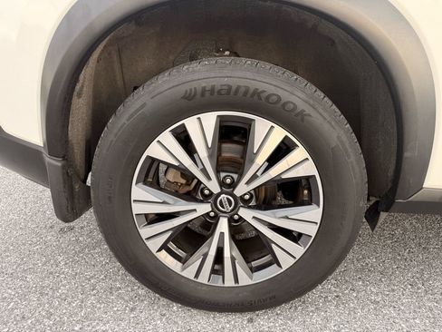 Used 2021 Nissan Rogue SV image 33