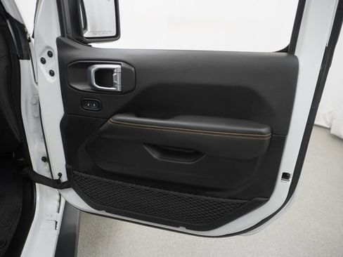 Used 2024 Jeep Wrangler Sahara w/ Technology Group image 46