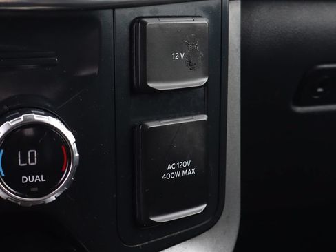Used 2021 Ford F150 Lariat AWD/4WD image 42