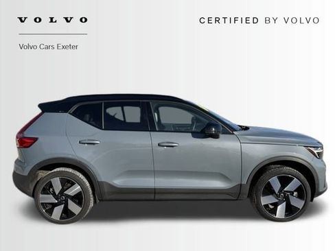 Certified 2023 Volvo XC40 Recharge Ultimate w/ Protection Package Premier image 9
