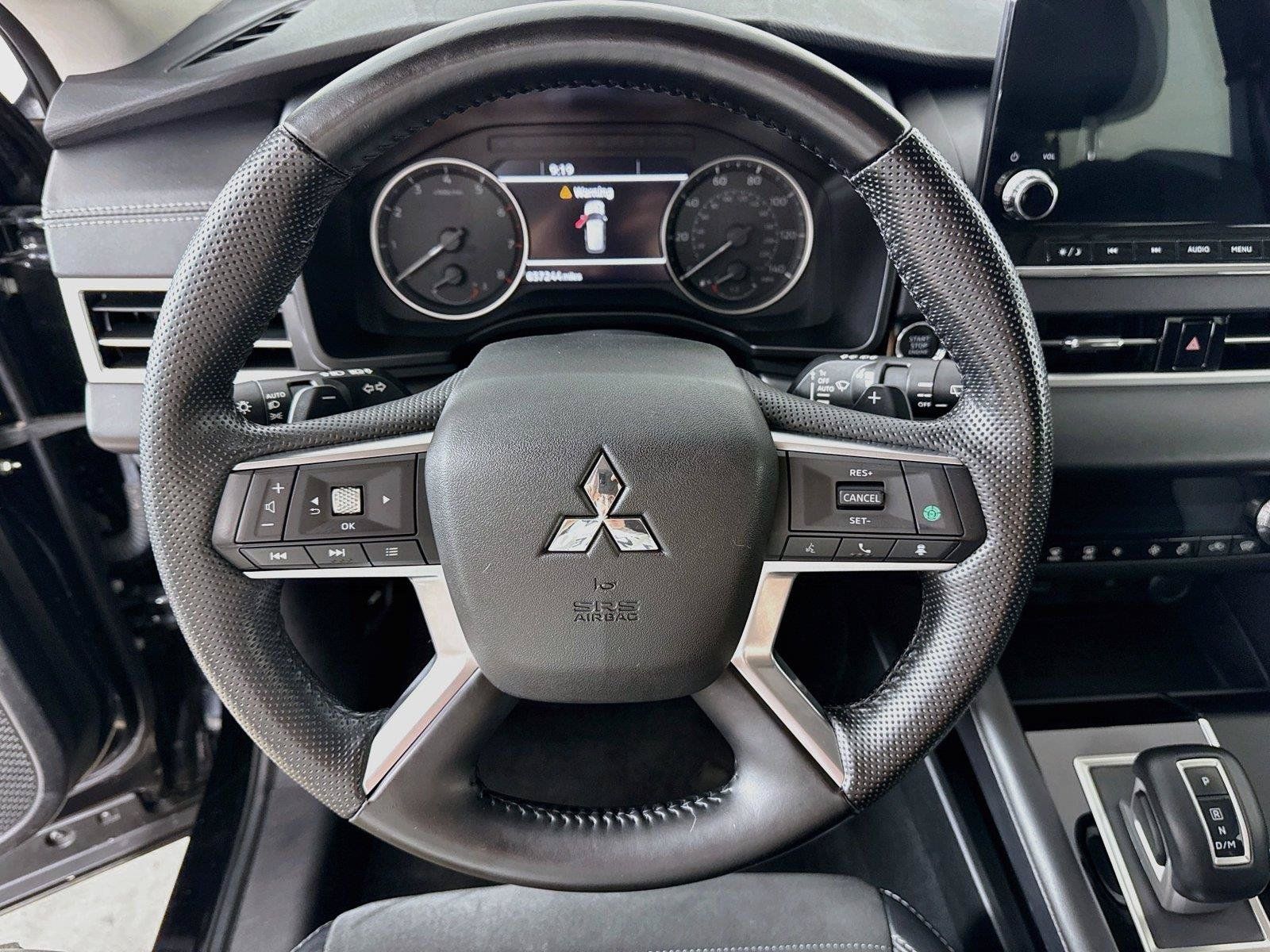 Used 2024 Mitsubishi Outlander SE Black Edition AWD/4WD image 18