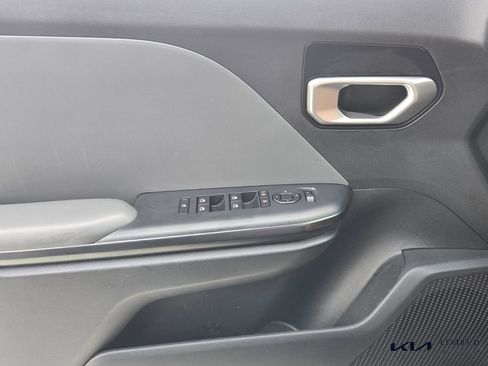 Certified 2025 Kia K4 FWD image 30