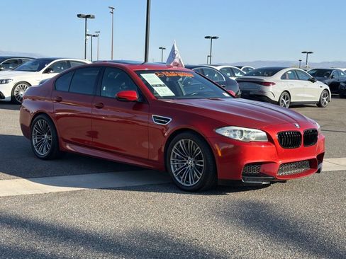 Used 2013 BMW M5 RWD image 5