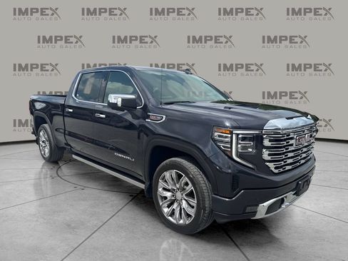Used 2023 GMC Sierra 1500 Denali w/ Denali Reserve Package AWD/4WD image 4