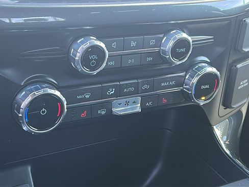 Used 2022 Ford F150 XLT w/ Equipment Group 302A High image 25