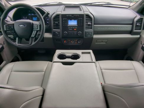 Used 2020 Ford F350 XL w/ Power Equipment Group image 13