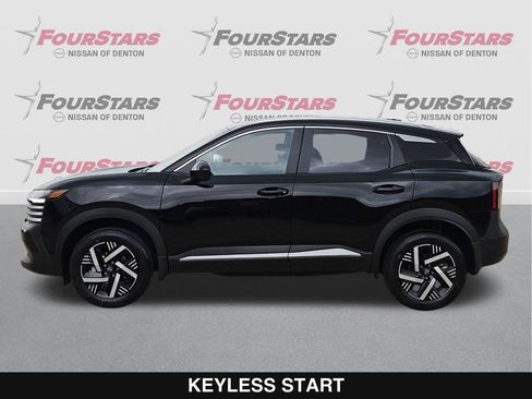 New 2026 Nissan Kicks SV image 8