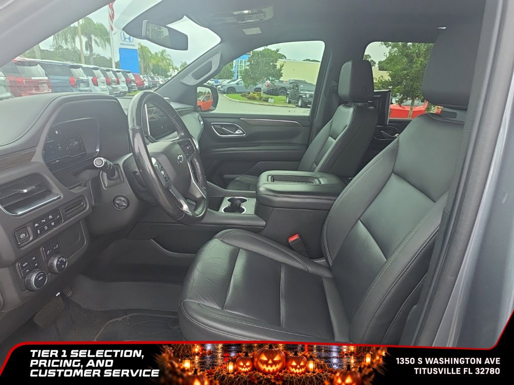 Used 2022 Chevrolet Suburban Z71 w/ Luxury Package AWD/4WD image 13