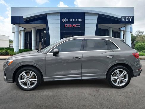 Used 2020 Audi Q3 2.0T Premium w/ Convenience Package image 4