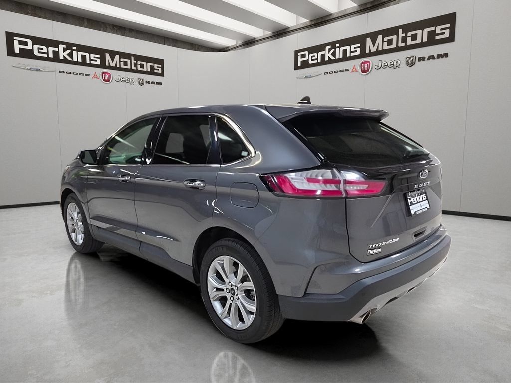 Used 2024 Ford Edge Titanium AWD/4WD image 3