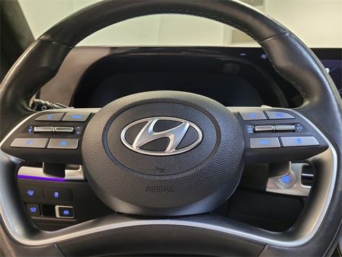 Used 2024 Hyundai Palisade Calligraphy image 23