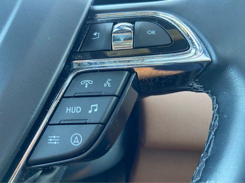 Used 2024 Lincoln Navigator Reserve AWD/4WD image 30