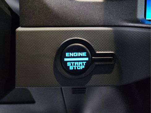 Used 2024 Ford Bronco Black Diamond image 19