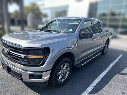 Used 2025 Ford F150 XLT w/ Equipment Group 301A Standard RWD image 9