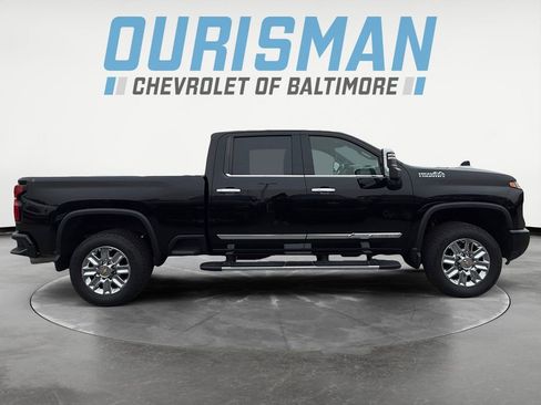 Used 2024 Chevrolet Silverado 2500 High Country image 7