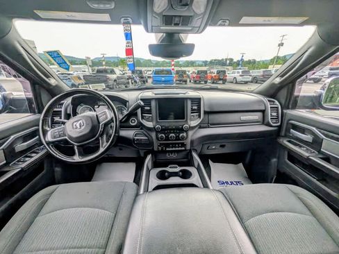 Used 2020 RAM 2500 Big Horn w/ Level 2 Equipment Group AWD/4WD image 8