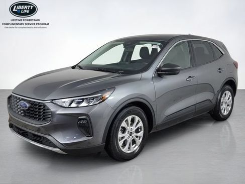 Used 2023 Ford Escape Active w/ Cold Weather Package FWD image 7