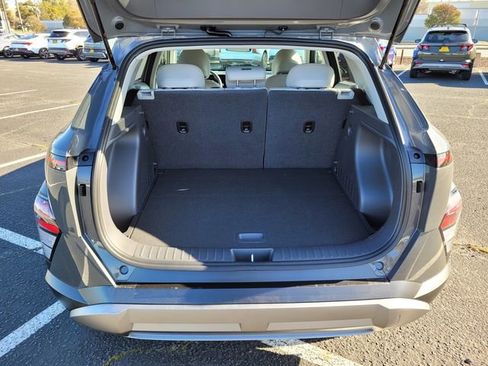 New 2026 Hyundai Kona SEL Premium image 17