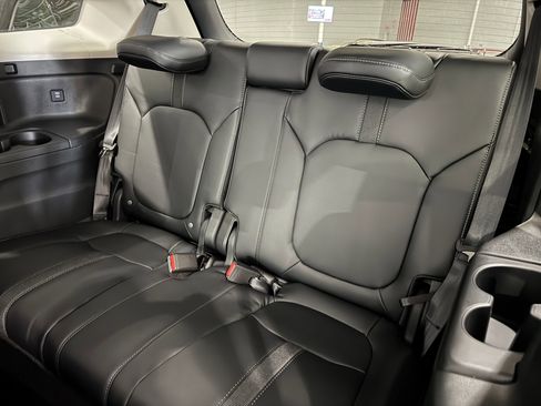 New 2025 Honda Pilot EX-L image 9