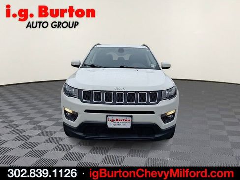 Used 2020 Jeep Compass Latitude AWD/4WD image 2