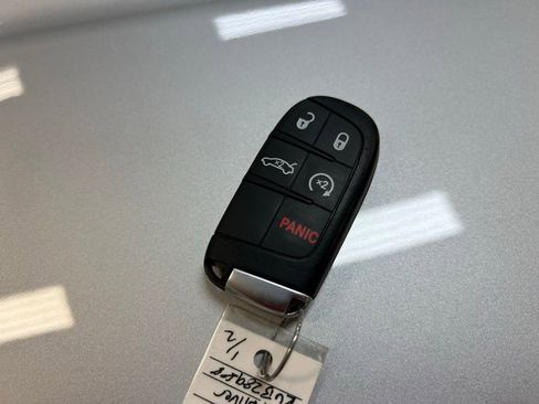 Used 2023 Dodge Charger SXT image 34