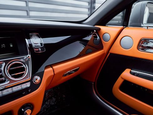 Used 2019 Rolls-Royce Wraith image 74