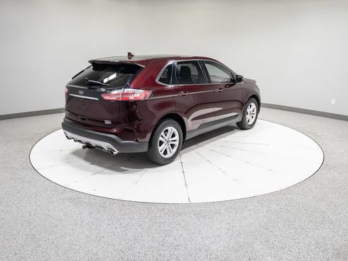 Used 2020 Ford Edge SEL w/ Convenience Package AWD/4WD image 32