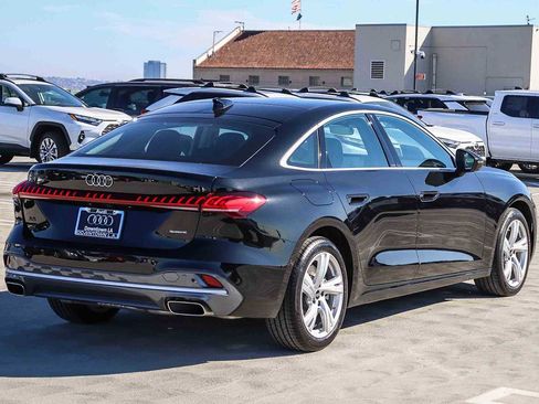 Used 2025 Audi A5 2.0T Premium w/ Convenience Package image 4