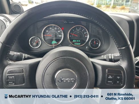 Used 2014 Jeep Wrangler Unlimited Sahara AWD/4WD image 6