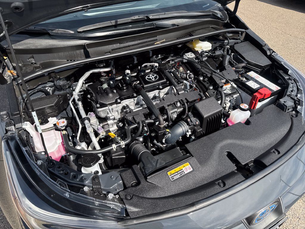 Used 2025 Toyota Corolla LE AWD/4WD image 46