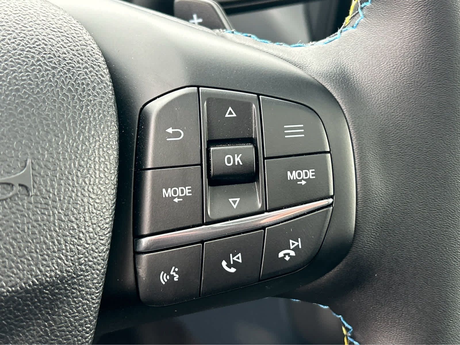 New 2025 Ford Maverick Lobo AWD/4WD image 32