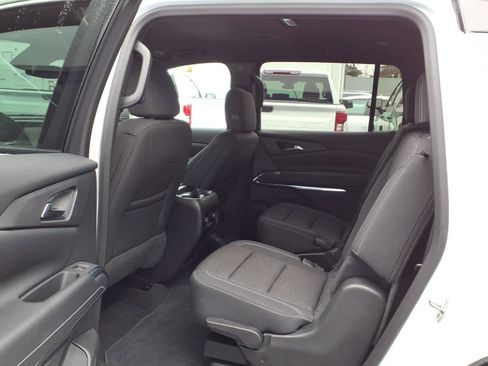 Used 2026 Chevrolet Traverse LT AWD/4WD image 17