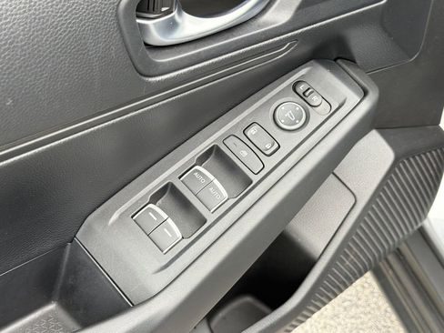 Used 2025 Honda Accord LX image 15