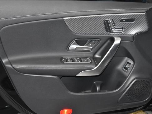 Certified 2025 Mercedes-Benz CLA 250 4MATIC image 4