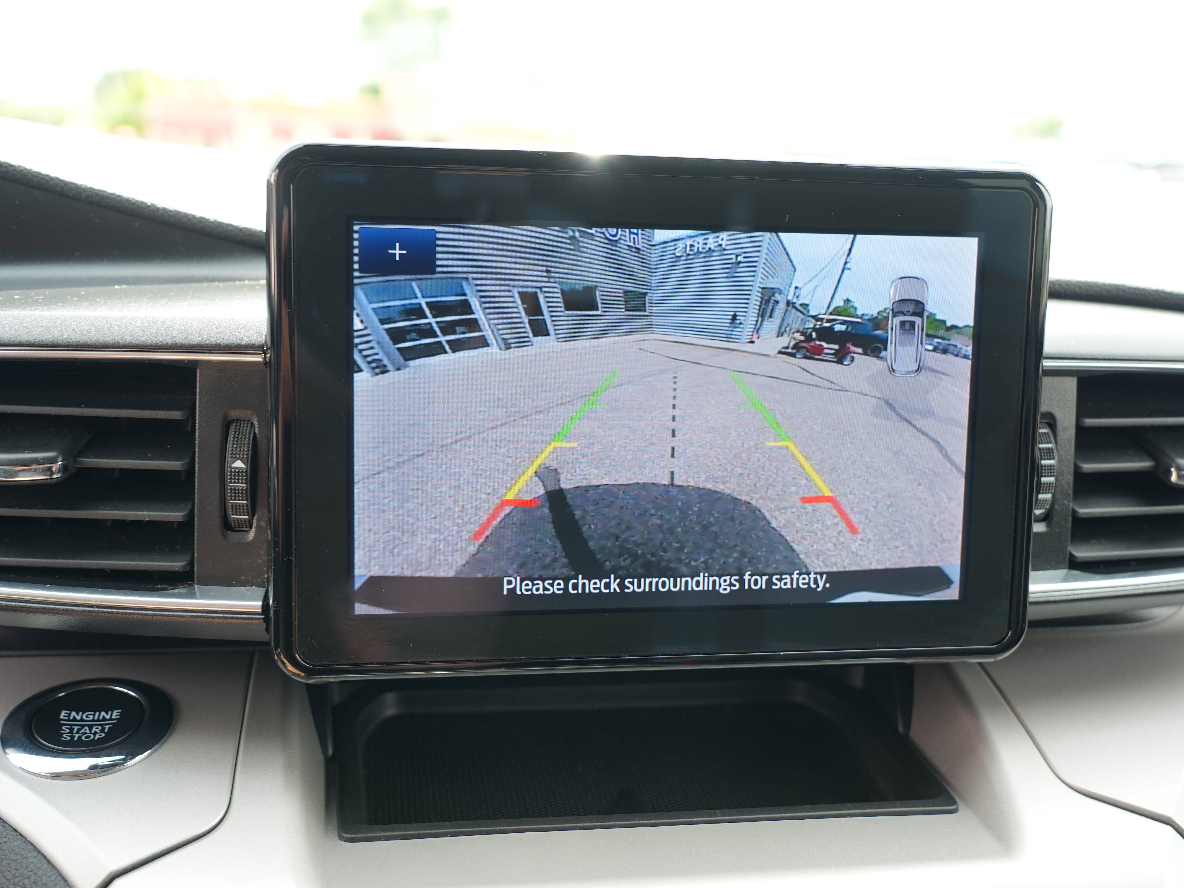 Used 2023 Ford Explorer XLT w/ Equipment Group 202A AWD/4WD image 36