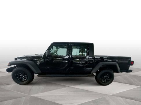 Used 2025 Jeep Gladiator Sport image 5