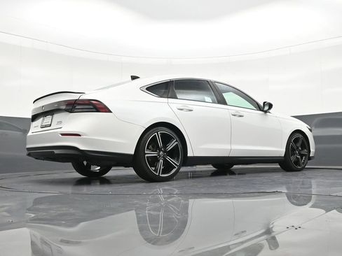 Used 2023 Honda Accord Sport image 29