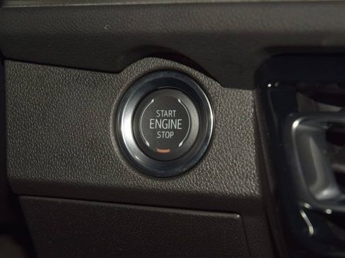 New 2026 Chevrolet Traverse LT w/ Driver Confidence Package AWD/4WD image 32