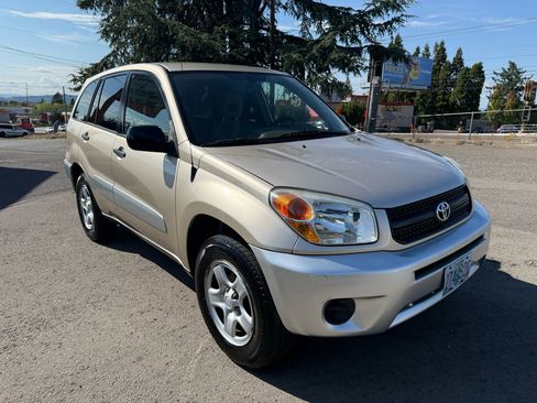 Used 2005 Toyota RAV4 2WD image 8